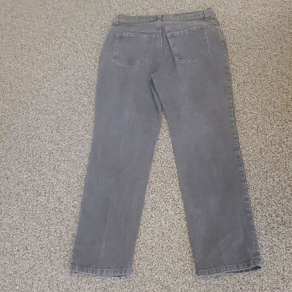 $10 Womens Jeans Size 8 - Picture 2 of 4